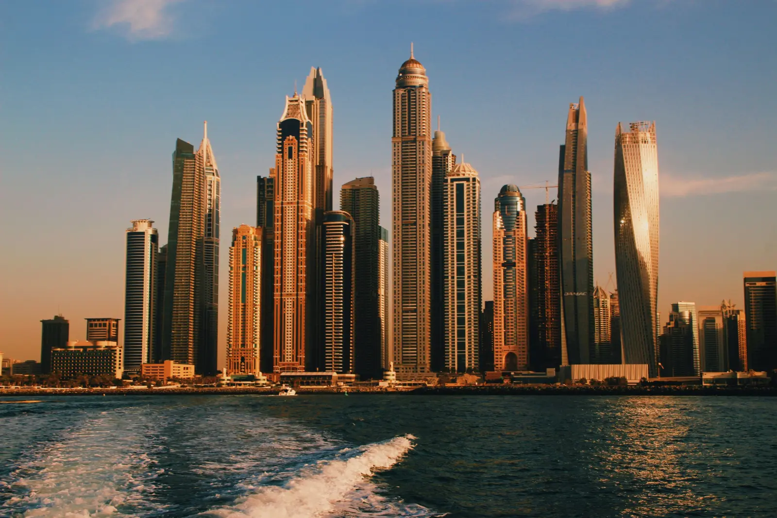 تأشيرة دبي السياحية 2026