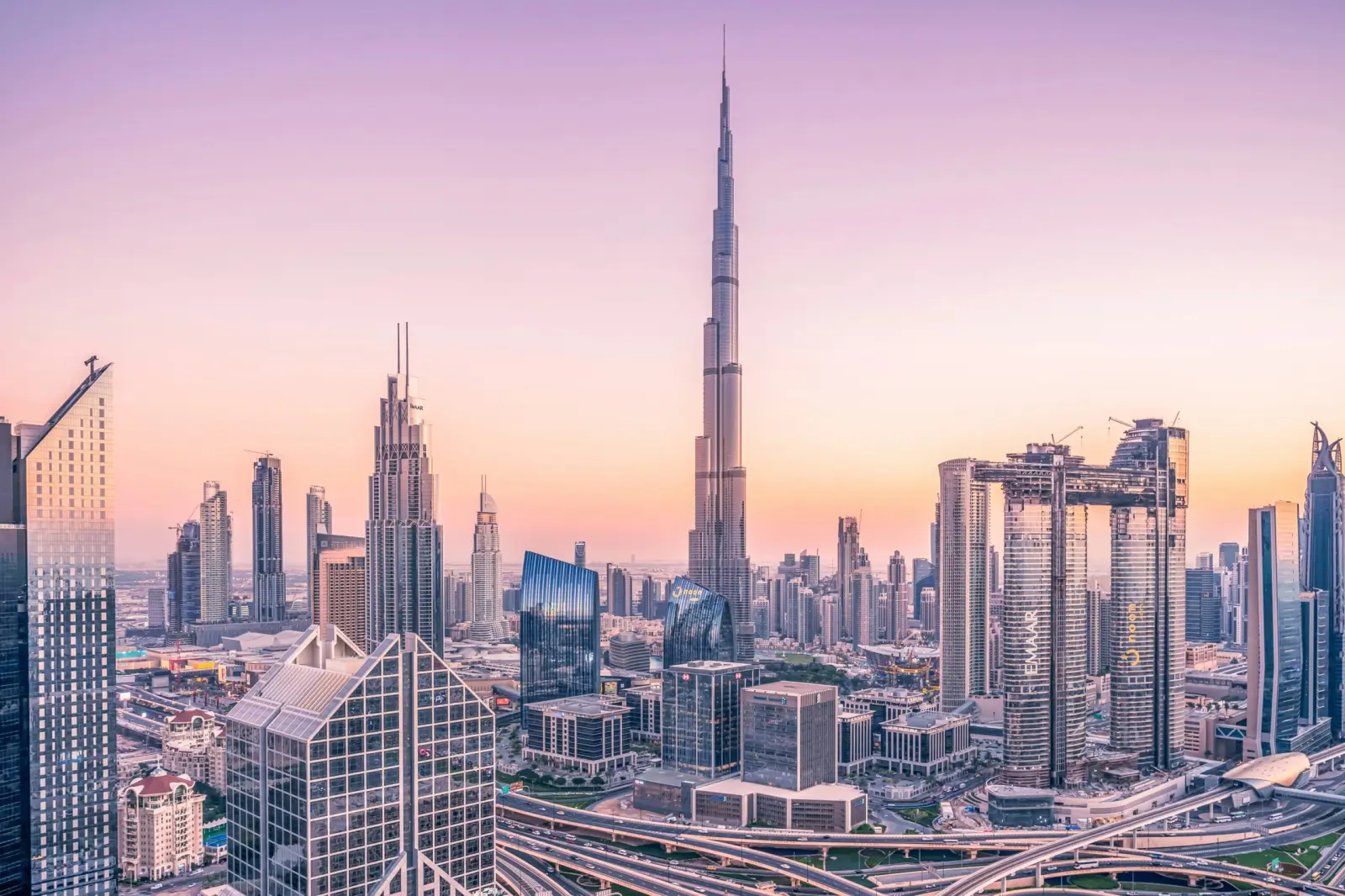 تأشيرة عائلية لدولة الإمارات العربية المتحدة